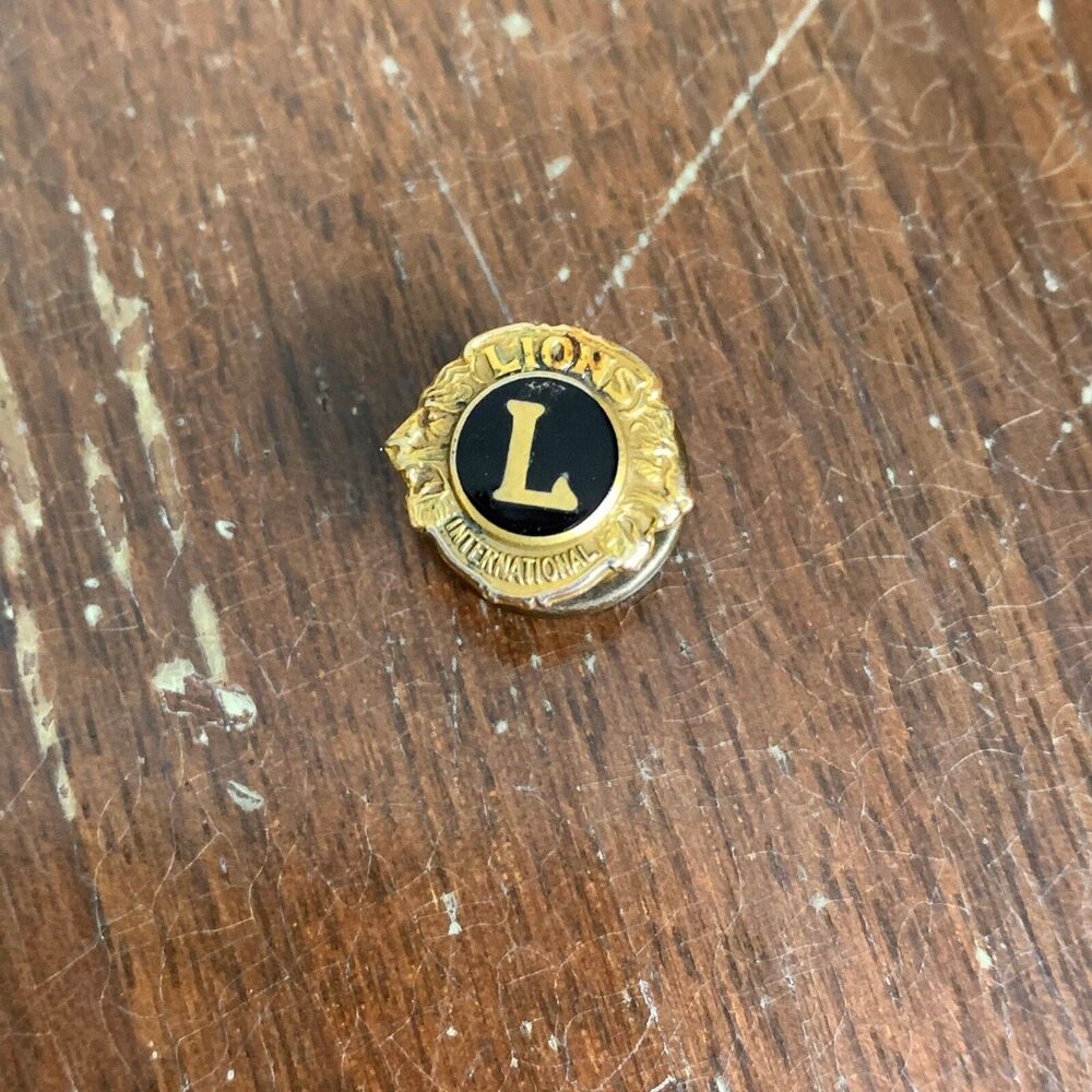 Vintage Lions Club Fraternity Lapel Tie Pin Screw back Robbins Co Attleboro MA